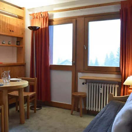 Cosy A Meribel, Aux Pieds Des Pistes, Proche Des Commerces Et Restaurants, Pour 2 Personnes - Fr-1-180-542 Apartment